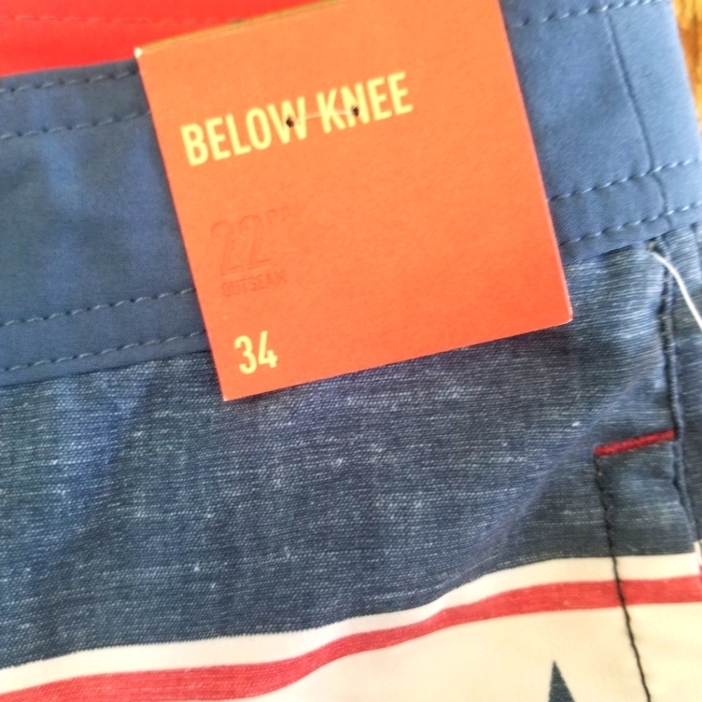 Mossimo Shorts - Picture 3 of 4